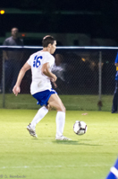 ISO 12800, 1/320 sec at f / 2.8, 200 mm