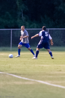 ISO 12800, 1/400 sec at f / 2.8, 200 mm