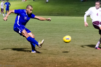 ISO 12800, 1/500 sec at f / 2.8, 70 mm