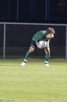 ISO 12800, 1/160 sec at f / 2.8, 200 mm
