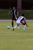 ISO 3200, 1/500 sec at f / 2.8, 200 mm