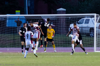 ISO 3200, 1/320 sec at f / 2.8, 200 mm