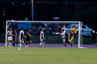 ISO 3200, 1/320 sec at f / 2.8, 145 mm