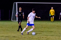 ISO 6400, 1/2500 sec at f / 2.8, 135 mm